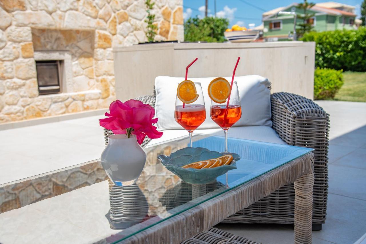 Luxury Seaside Darl Villa *
